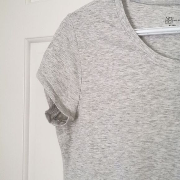 *free No Boundaries t-shirt - Picture 3 of 4